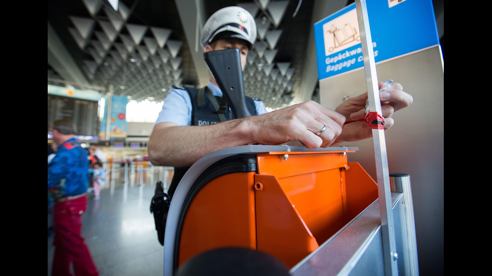 Евакуираха летището във Франкфурт