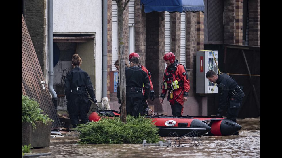 ТРАГЕДИЯ В ГЕРМАНИЯ: 81 станаха жертвите на наводненията