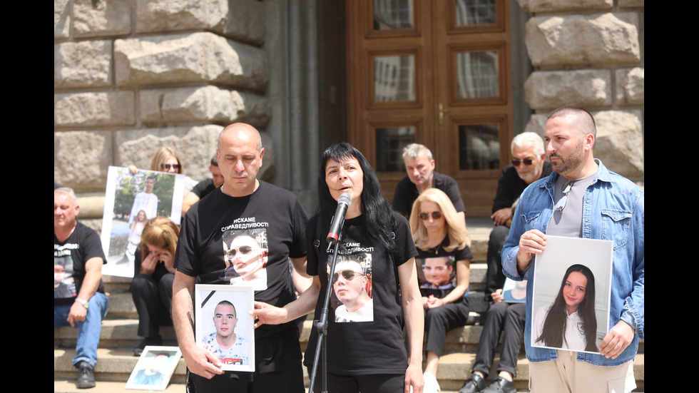 Бдение в памет на децата, загинали на пътя