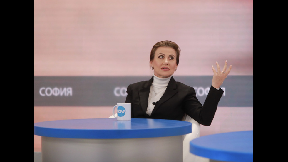 ЗАД КАДЪР: Изборното студио на NOVA в деня на балотажа