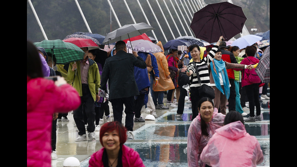 Щастието да се разходиш по най-дългия мост в света