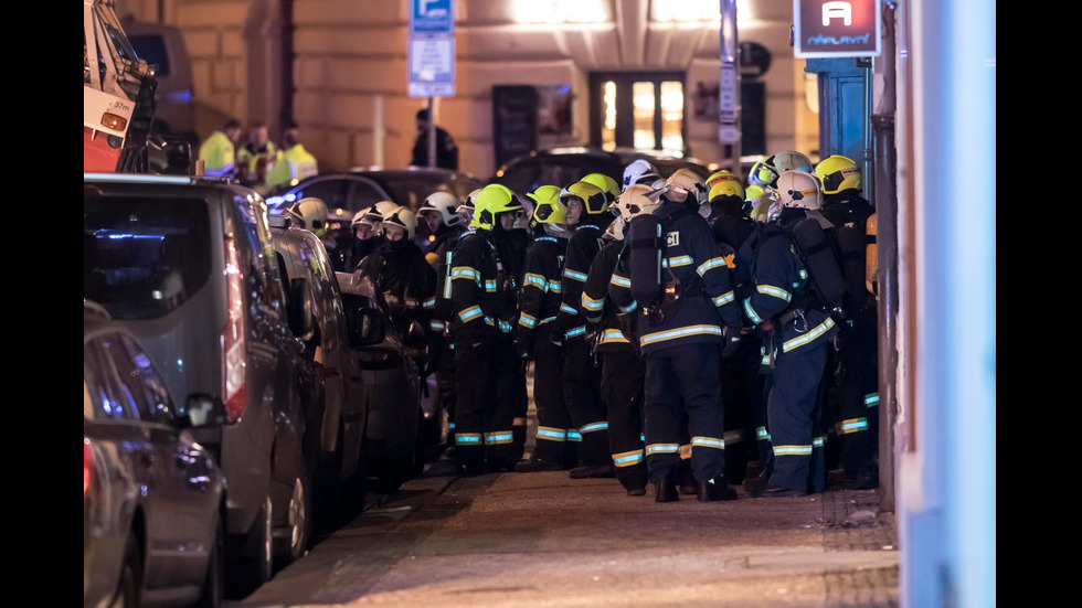 Убити и ранени след пожар в Прага