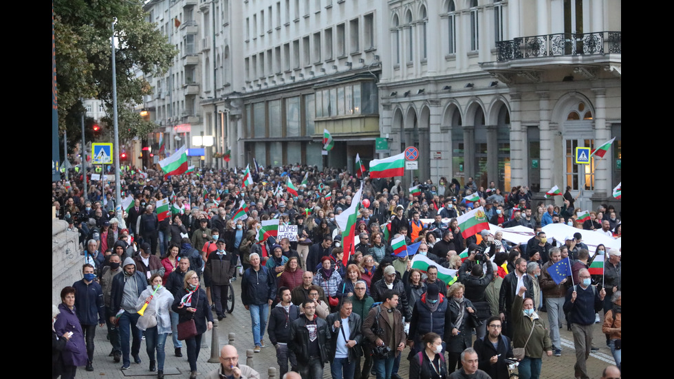 ДЕН 100: Засилено полицейско присъствие в София заради протеста