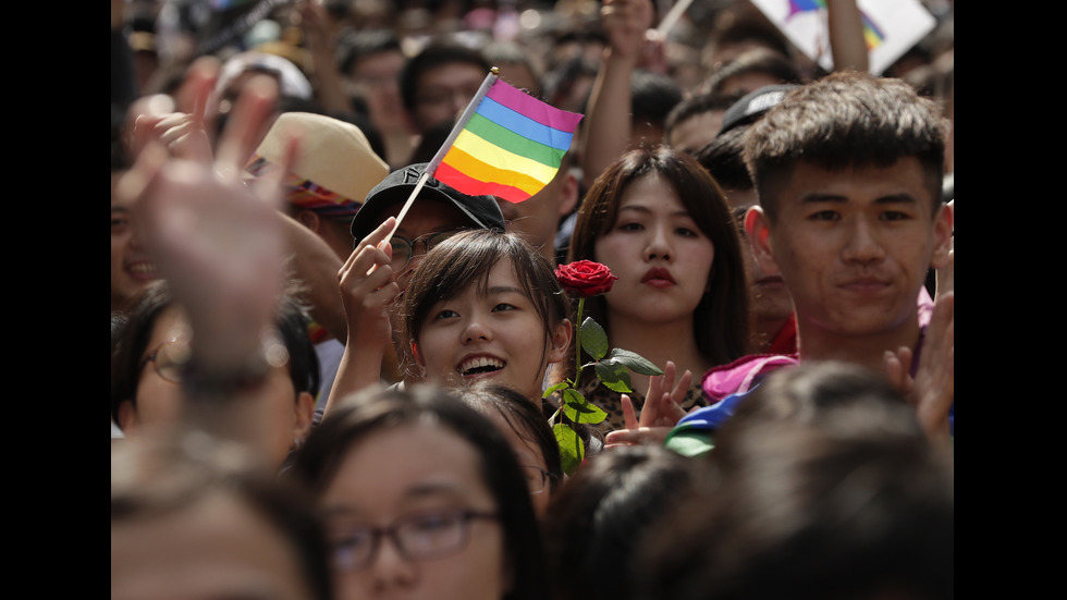 Тайван узакони еднополовите бракове