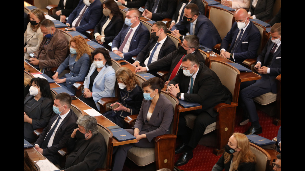 45-ИЯТ ПАРЛАМЕНТ: Новите 240 полагат клетва