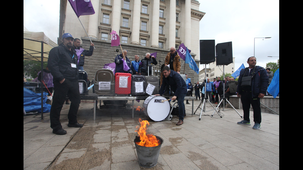 Енергетици и миньори от въглищните региони излязоха на протест