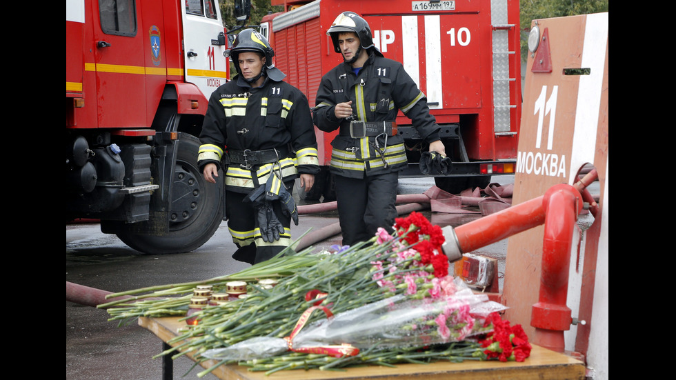 8 огнеборци загинаха при пожар край Москва