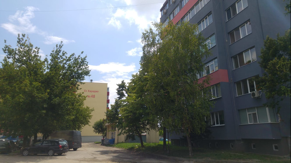 Бойко Борисов откри 23 санирани сгради в Нови пазар
