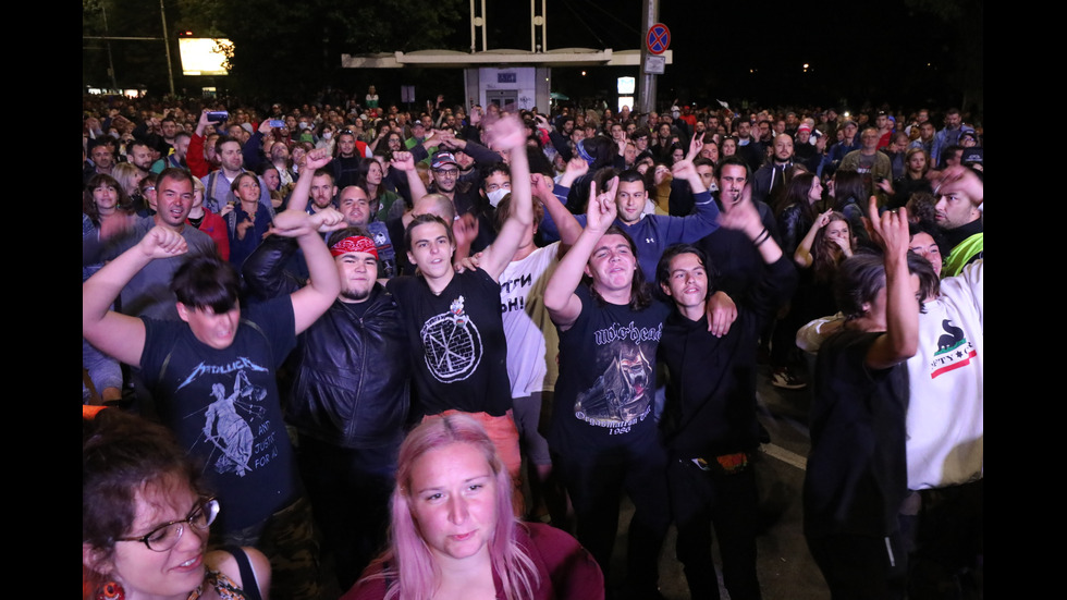 Митинг-концерт променя движението на градския транспорт в София