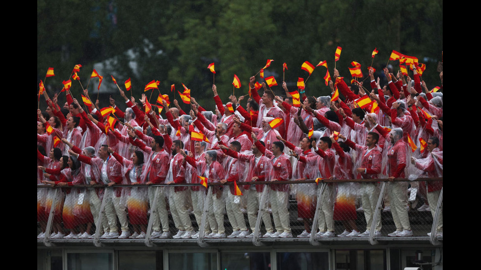 Грандиозно откриване на Летните олимпийски игри в Париж (СНИМКИ)