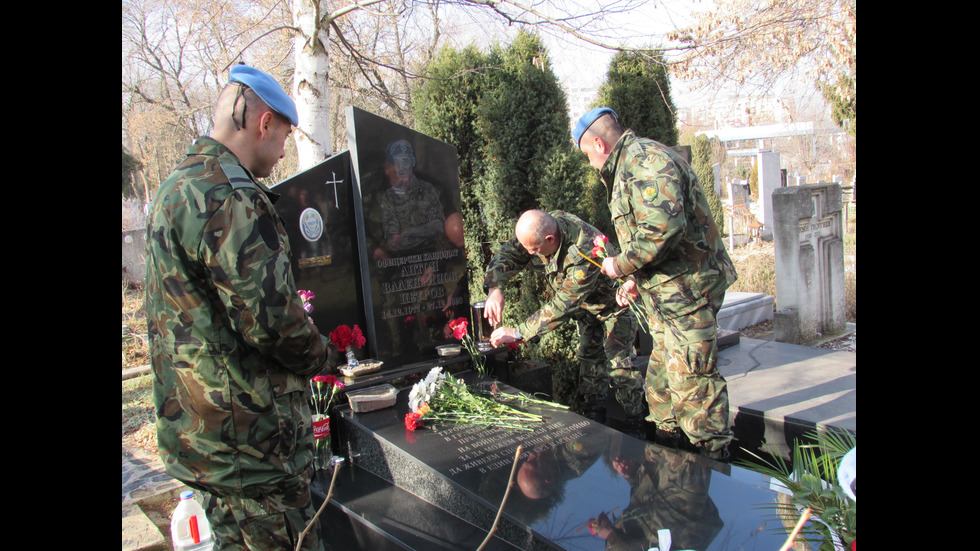 Панихида за героя от Кербала