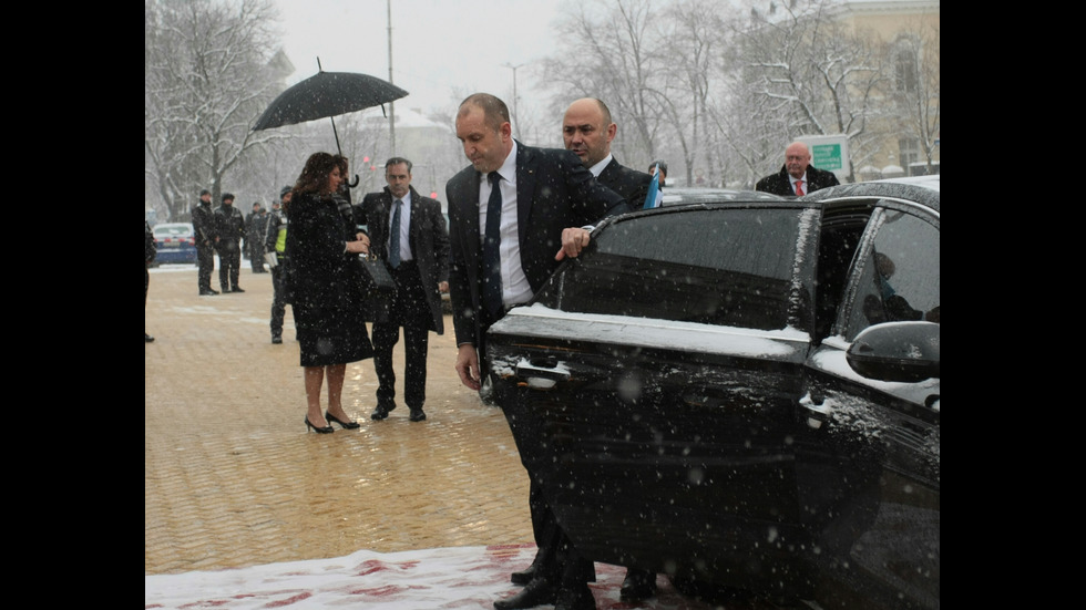 Румен Радев положи клетва пред депутатите