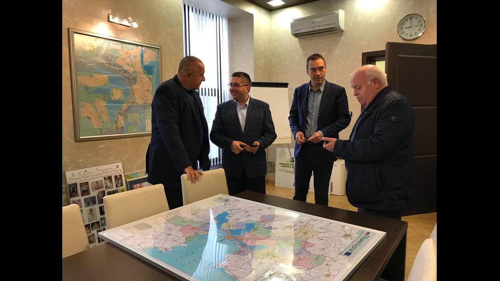 Борисов свика кризисния щаб за наводнените райони в Бургаско