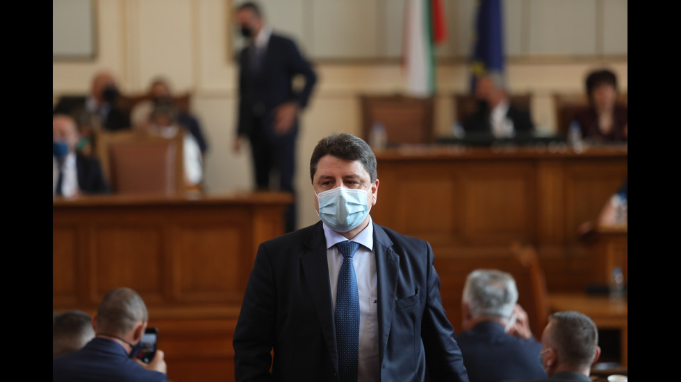 Антиправителствените протести минават в нова фаза