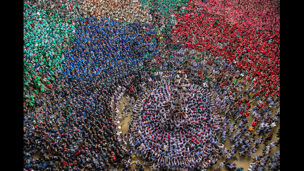 Кули от хора в Испания