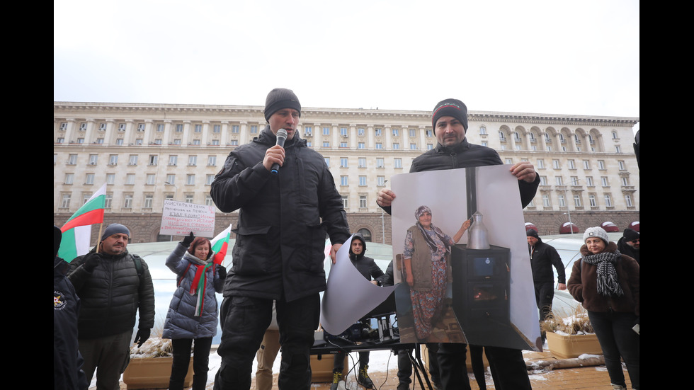 „Величие“ протестира пред Конституционния съд