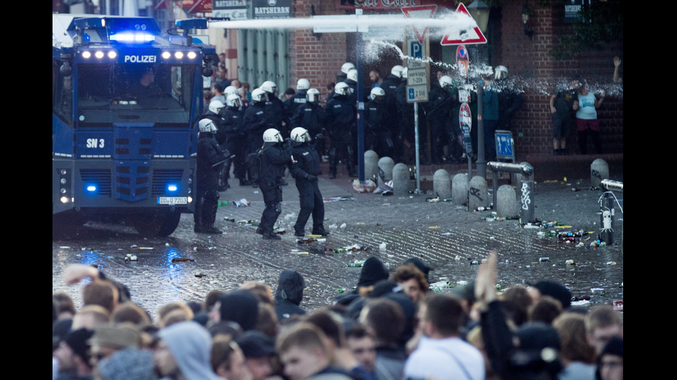 Сблъсъци между полицията и протестиращи срещу Г-20 в Хамбург