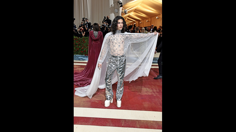 От червения килим на Met Gala 2022