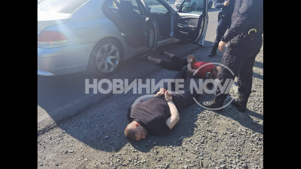 Показен арест в центъра на Бургас