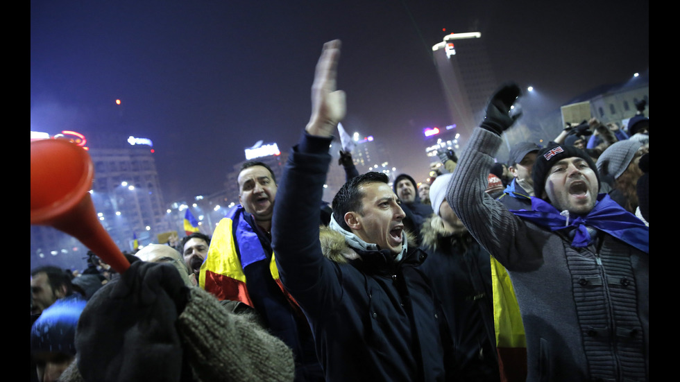 Хиляди протестираха в Букурещ заради спорни промени в Наказателния кодекс