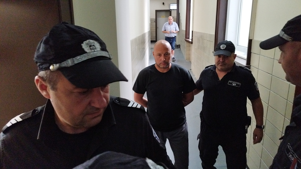 Оставиха в ареста шофьора на сръбския автобус, катастрофирал на „Тракия”