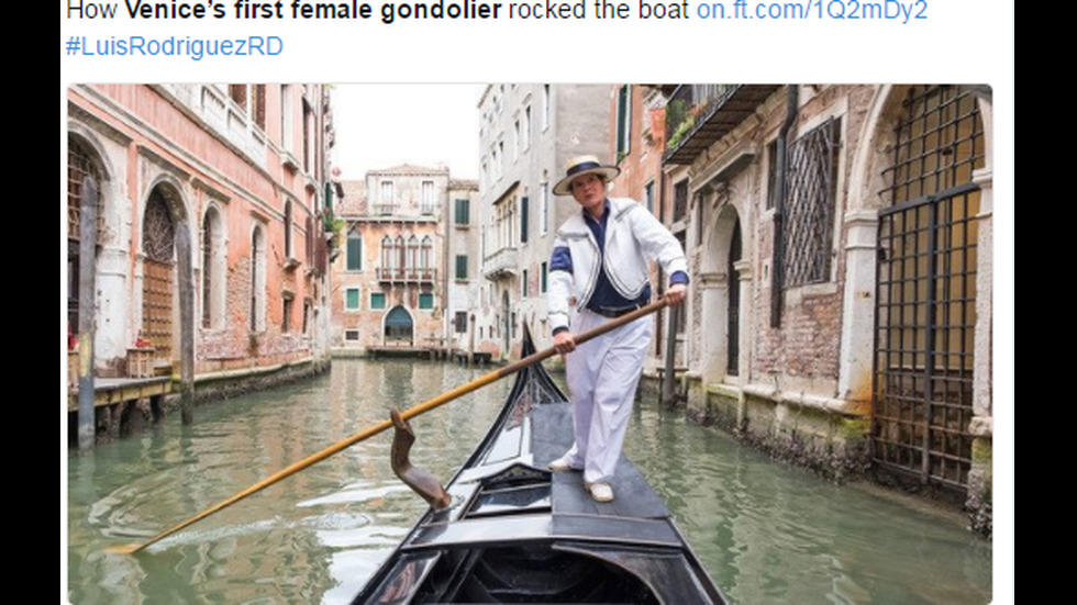 Първата жена гондолиер във Венеция