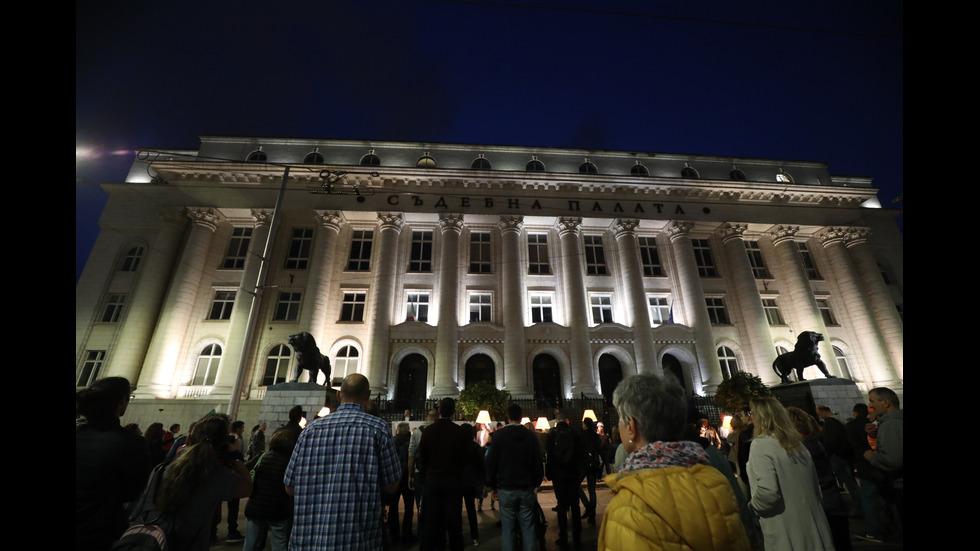 91-ва вечер на протести в центъра на София