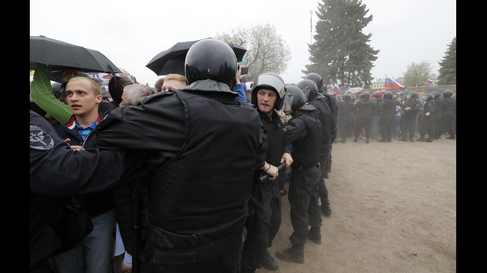 Антиправителствени протести и арестувани в Русия