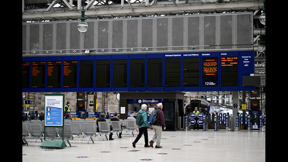 Стачка парализира транспорта във Великобритания