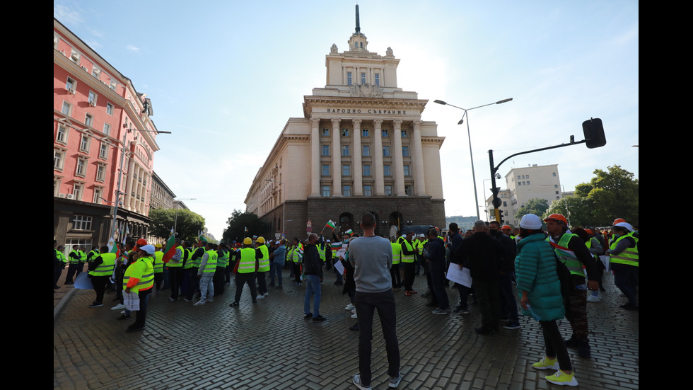 Браншовата камара „Пътища” излиза на протест