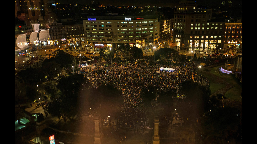 Заради делото срещу каталунски политици: Хиляди на протест в Барселона