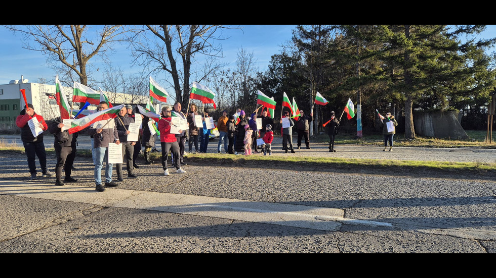 Пореден протест срещу безводието в Плевенско (СНИМКИ)