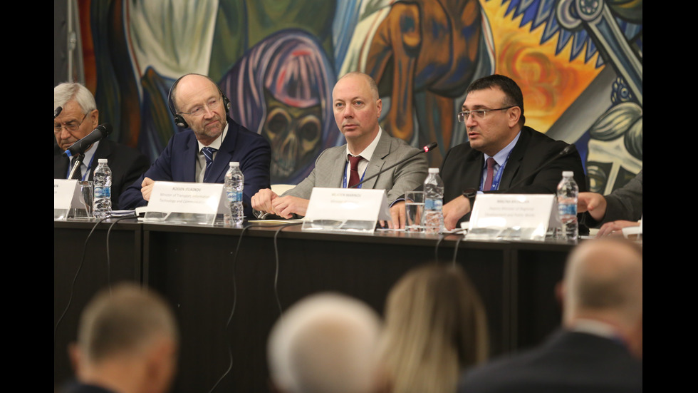 Младен Маринов откри конференция по пътна безопасност