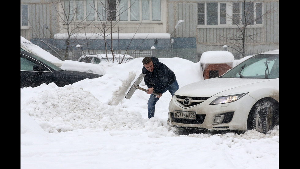 Рекорден снеговалеж в Москва