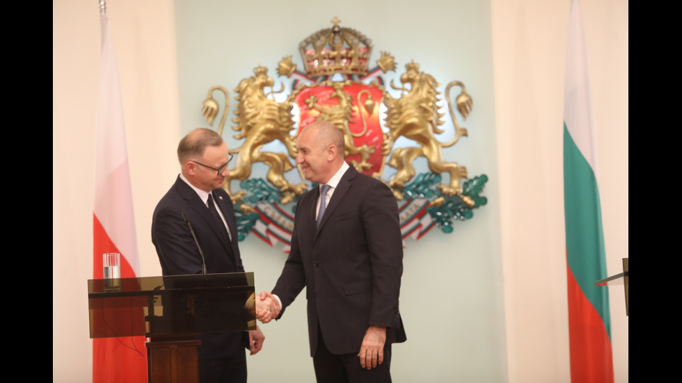 Президентът на Полша пристигна у нас