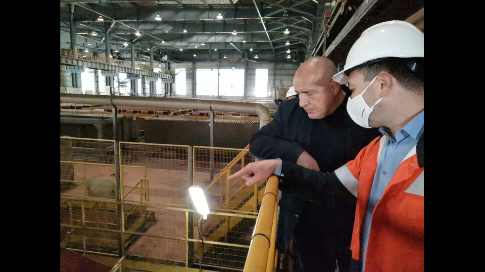 Премиерът инспектира напредъка по разширението на газопреносната система