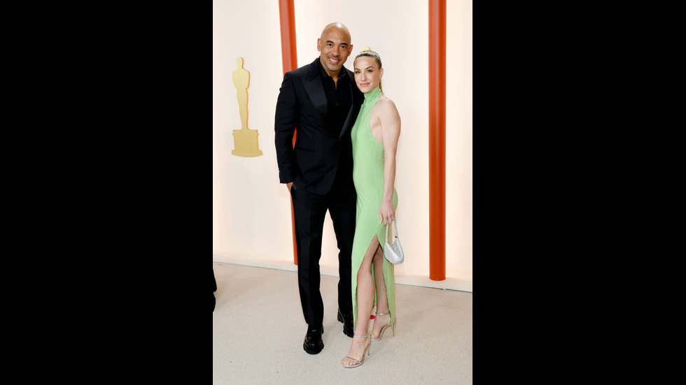 ШАМПАНСКО И ДИАМАНТИ: Холивудските звезди в нощта на "Оскарите"