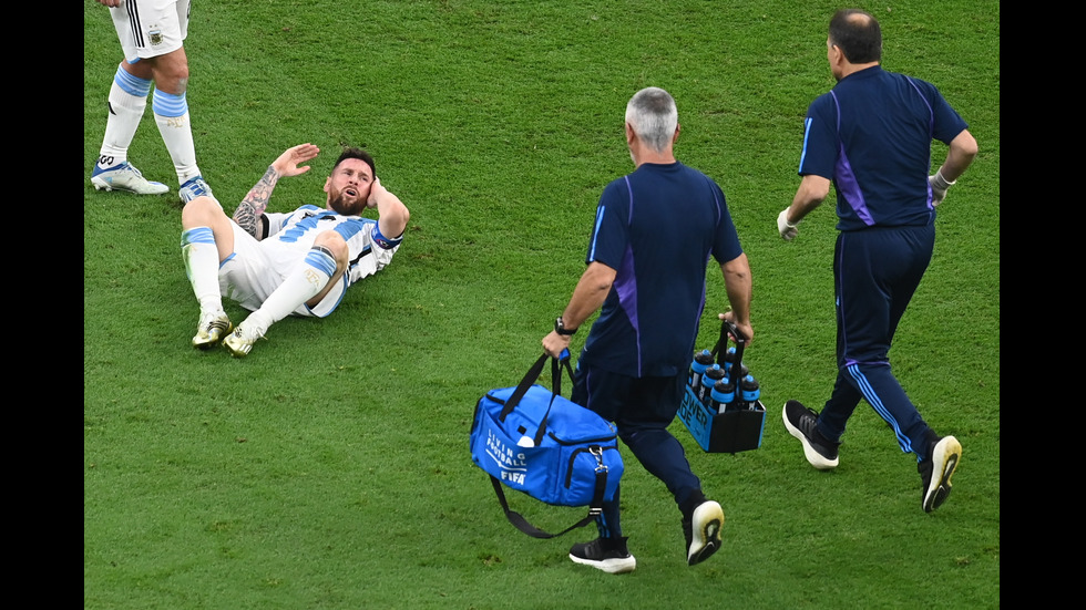 АРЖЕНТИНА ШАМПИОН! Меси вдига световната купа след невиждана драма в Катар