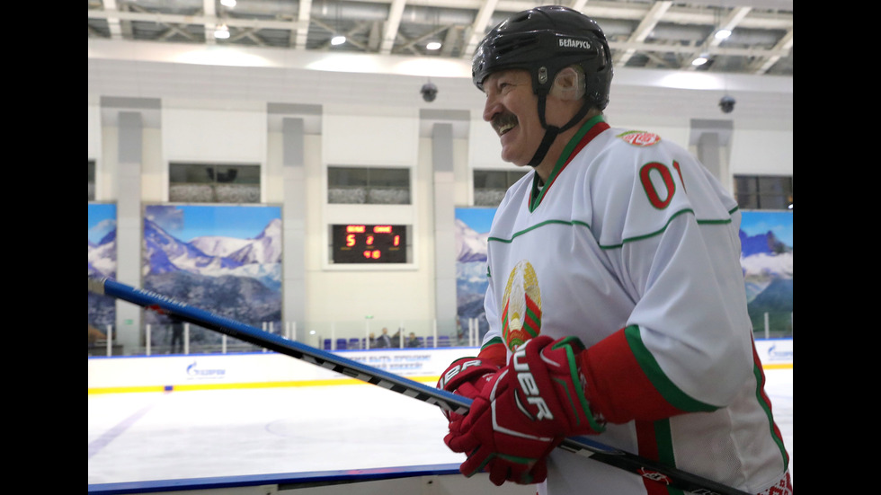 Путин и Лукашенко не се споразумяха по петролния спор, но играха хокей