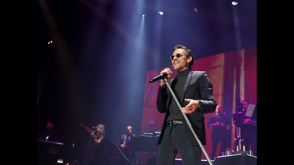 Звездата на латино музиката Марк Антъни на 55