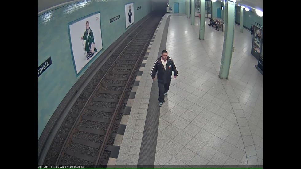 Брутално нападение в метрото в Берлин