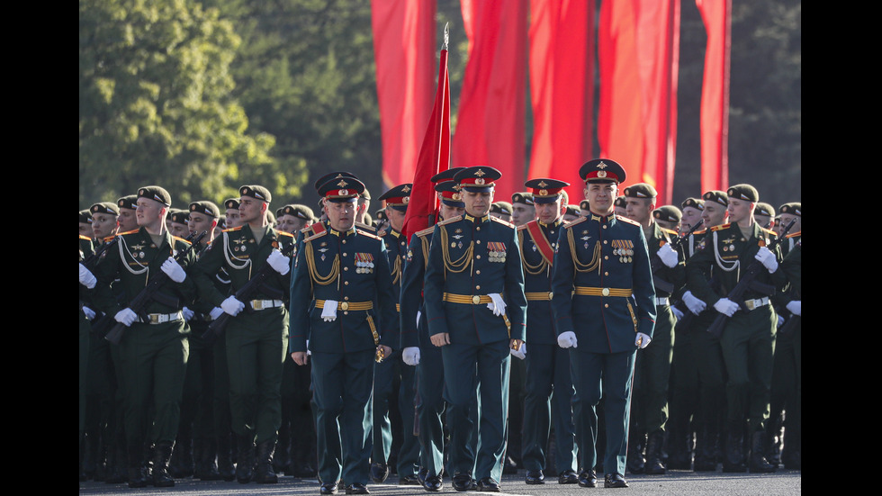 Русия отбелязва Деня на победата