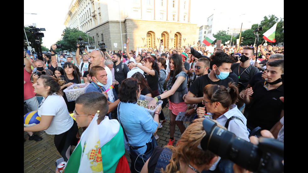 16-и ден на антиправителствен протест