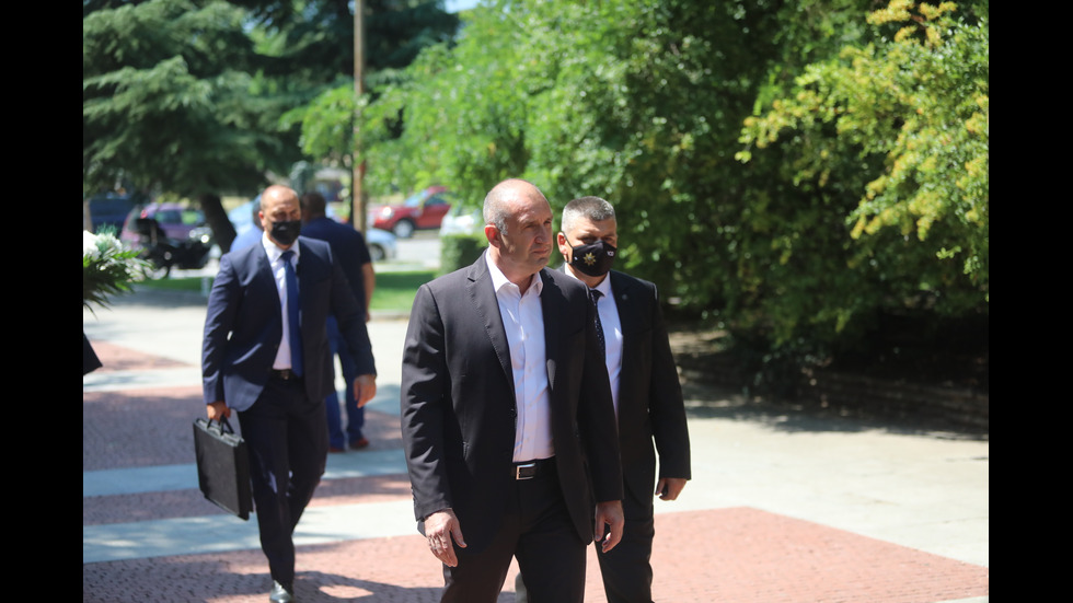 Прощаваме се с Радосвет Радев