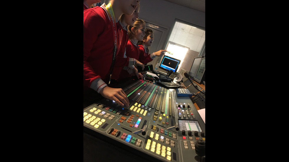 Ученици от ЧСУ "Дружба“ на посещение в NOVA