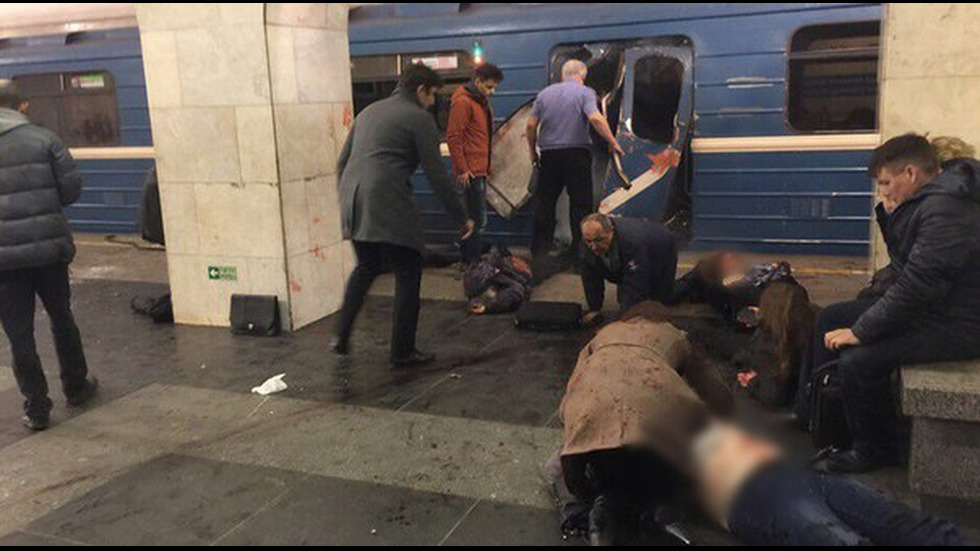 Експлозия в метрото на Санкт Петербург