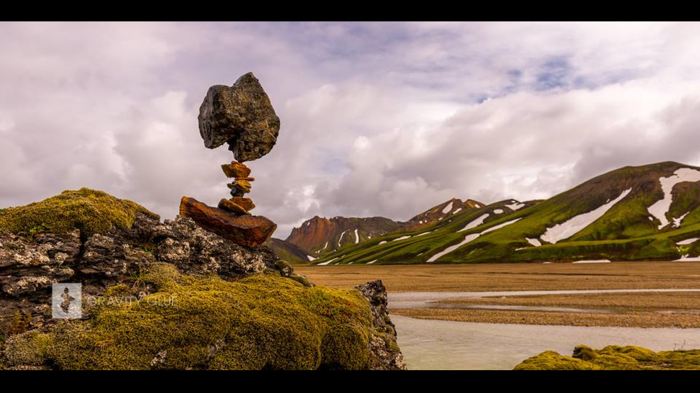 Камъните, които преодоляват гравитацията