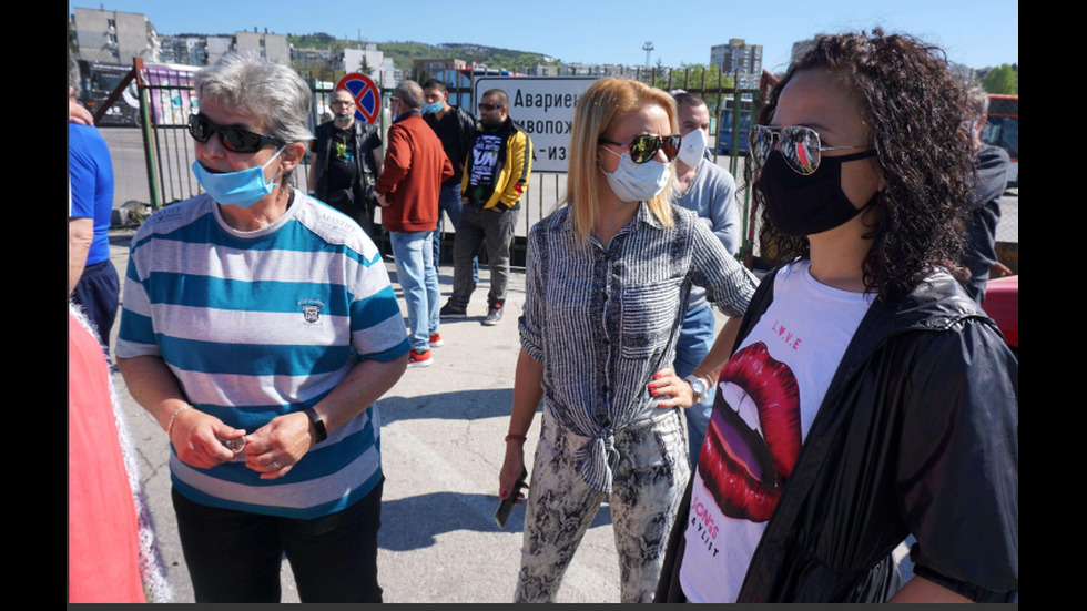 Автоинструктори от Варна протестират срещу ограниченията