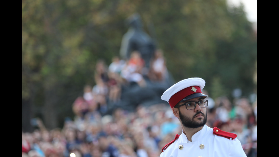 Пловдив отбеляза 143 години от Съединението с възстановка на централния площад