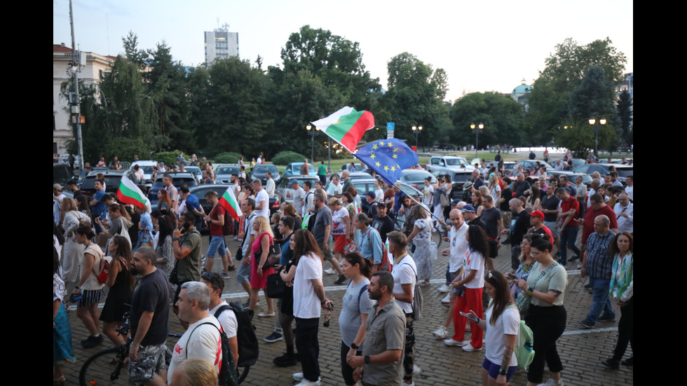 Протести в подкрепа на кмета Благомир Коцев в София и Варна